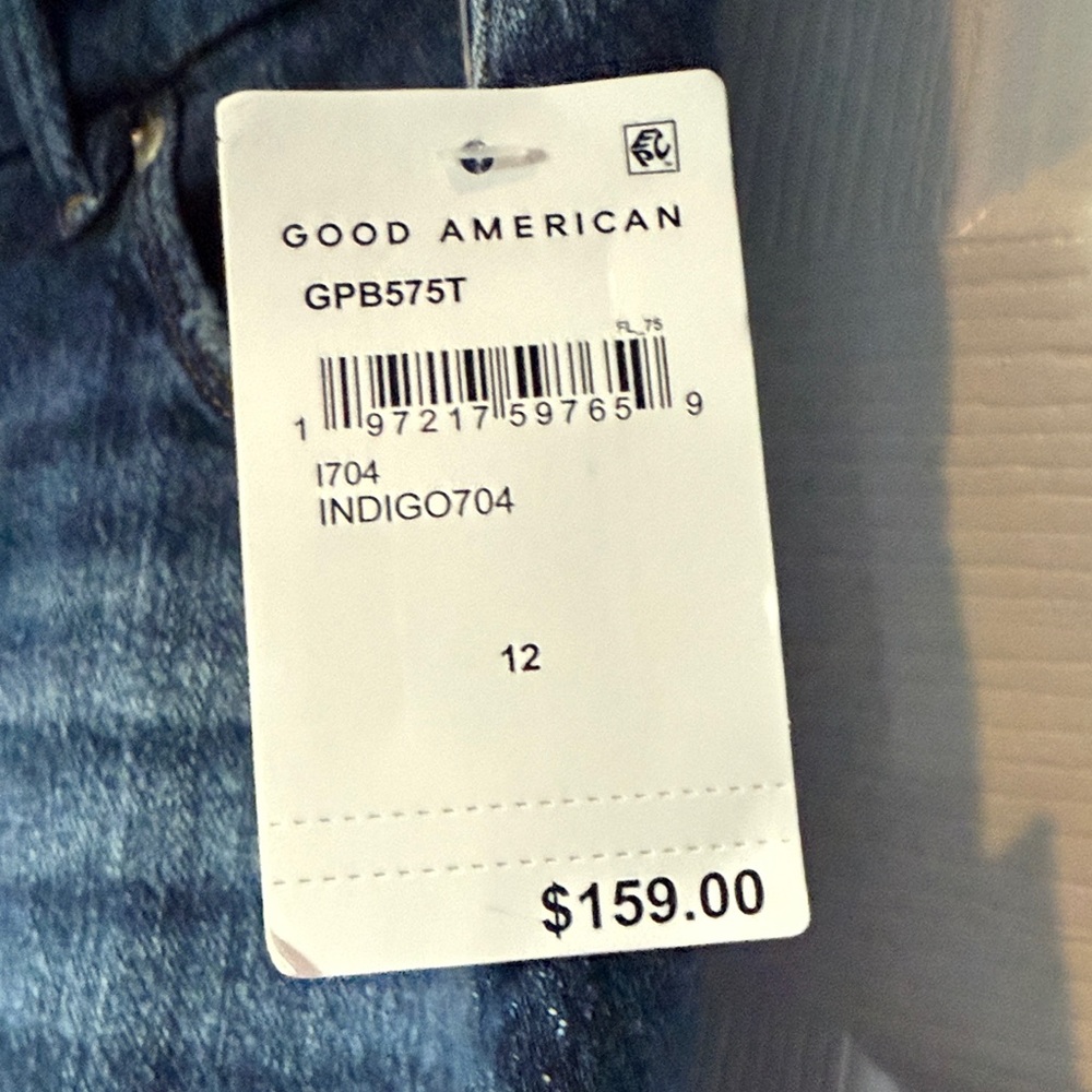Good American Good Petite Bootcut - Picture 6 of 6
